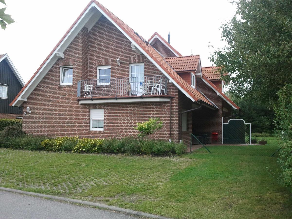 Appartmenthaus Am Bodden Вік-ауф-Рюґен Екстер'єр фото